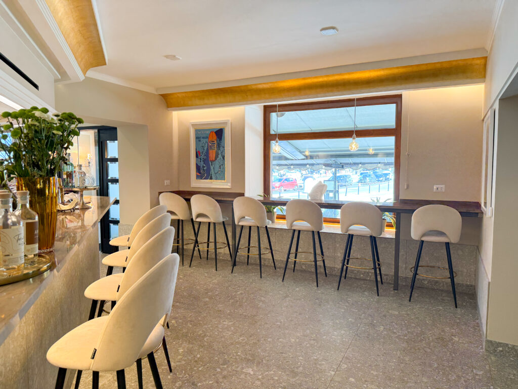 Bancone Bar Ristorante Imbarcadero 1892 Lago di Como